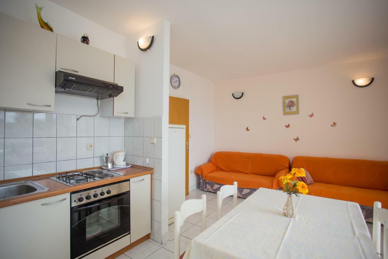 Apartments Gloria Primošten Esterno foto