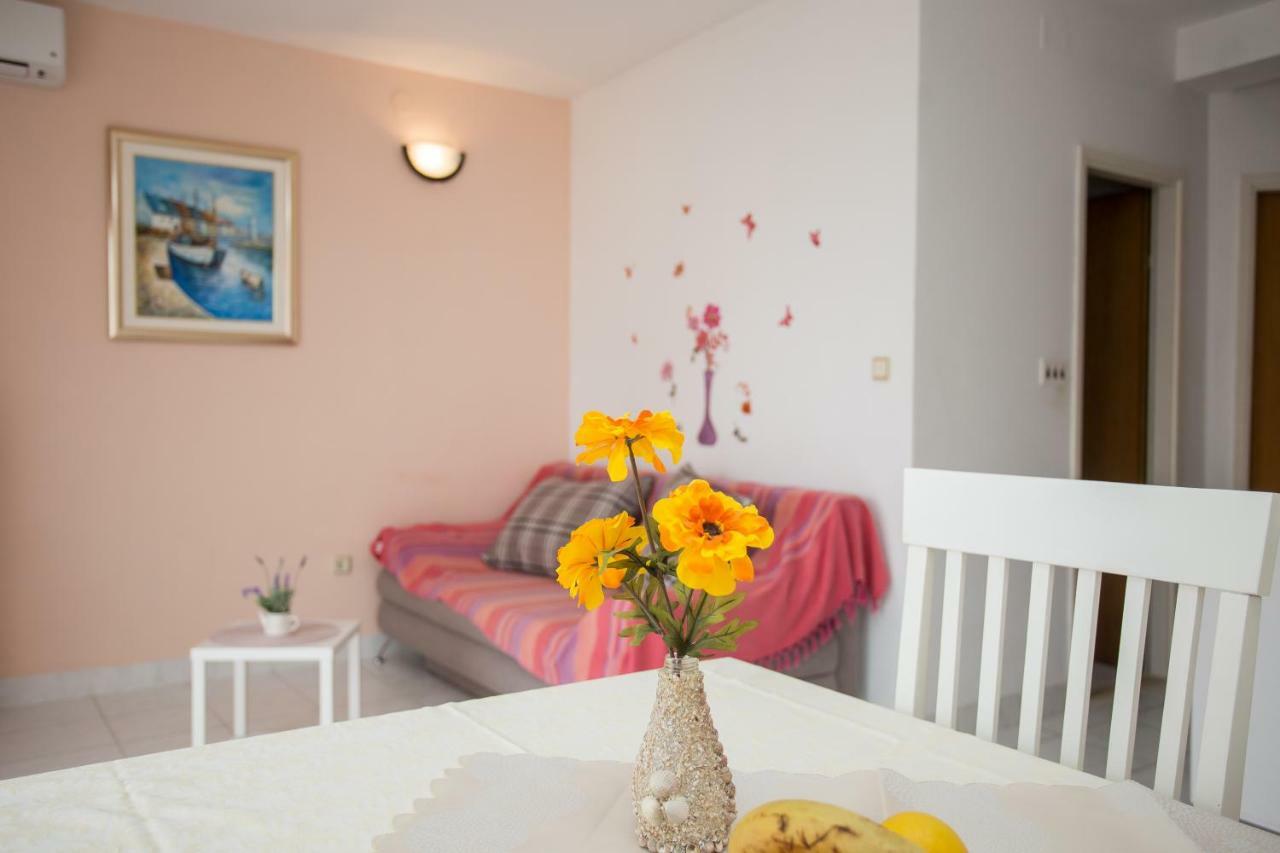 Apartments Gloria Primošten Esterno foto
