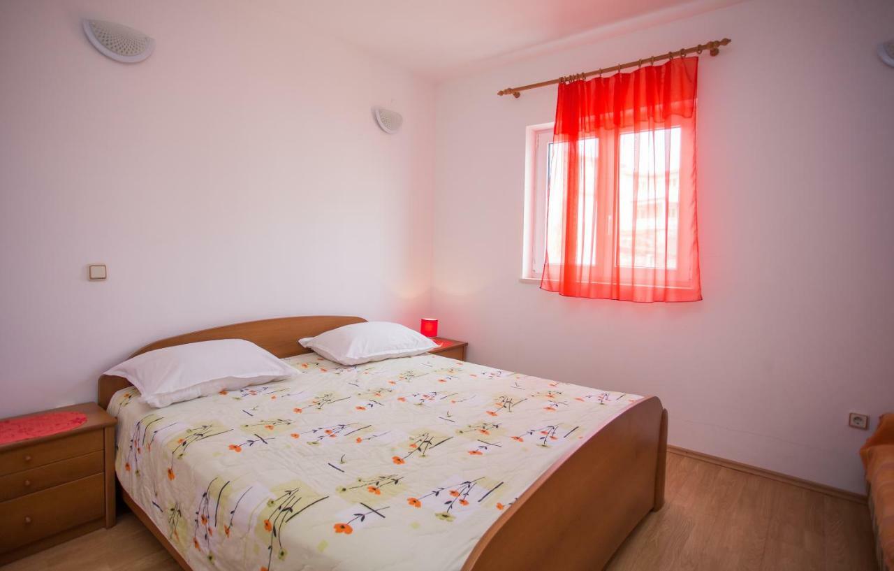 Apartments Gloria Primošten Esterno foto